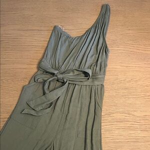 {american eagle} green jumpsuit with tie waist